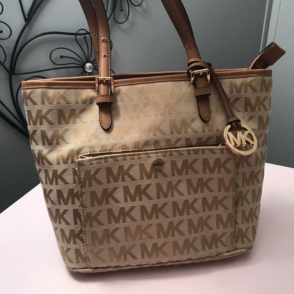 Michael kors tote bag
